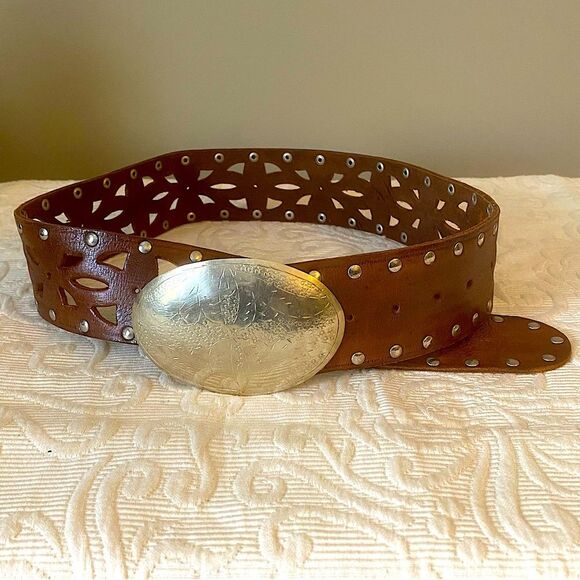 Chico's Studded Wide Brown Leather Belt Made in Morocco Large Oval Buckle Size M - Picture 1 of 6